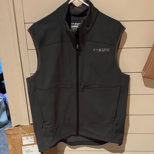 KUIU Charcoal Gray Vest